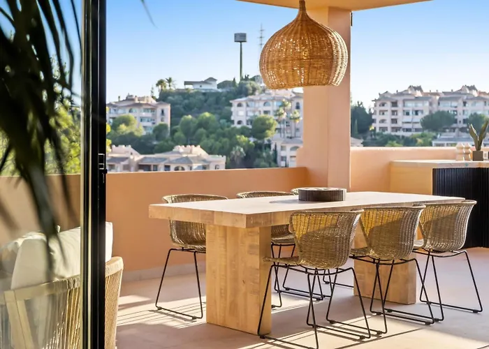 Sunset Apartment *